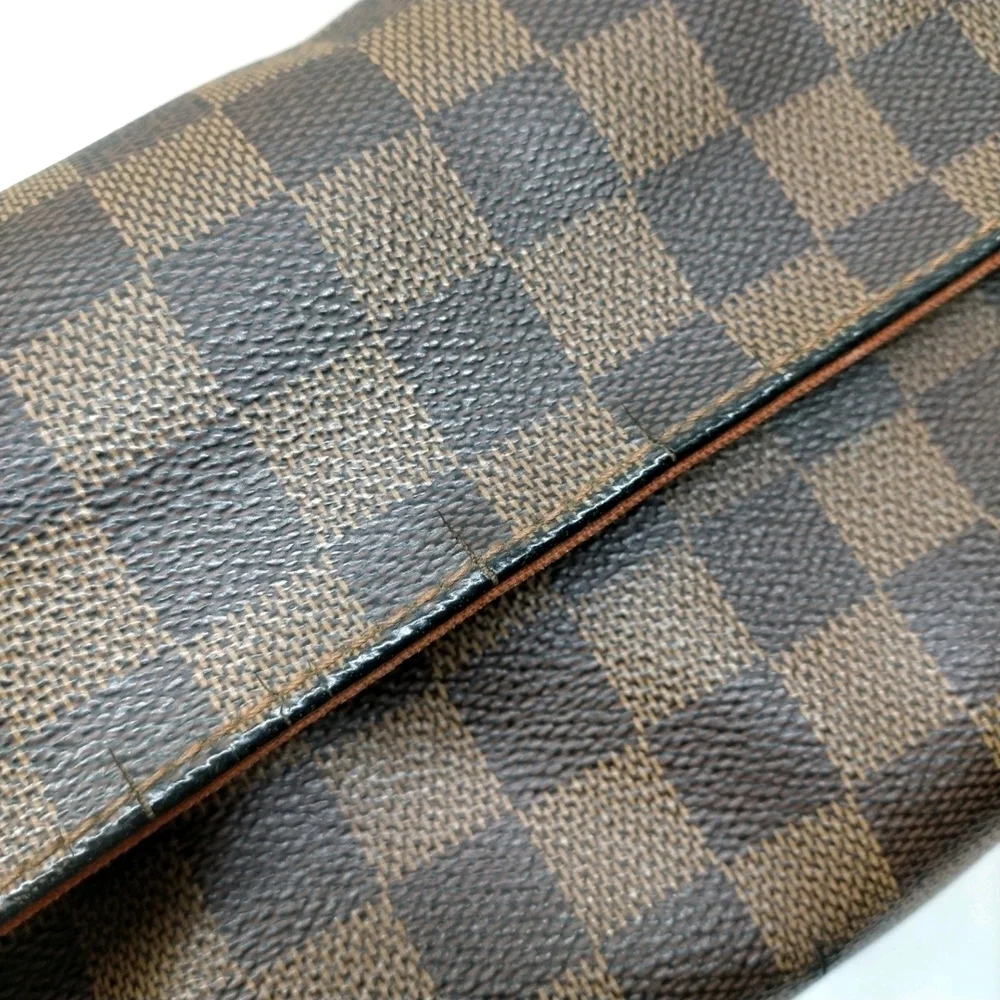 Louis Vuitton Damier Naviglio Messenger Bag - Picture 9 of 15